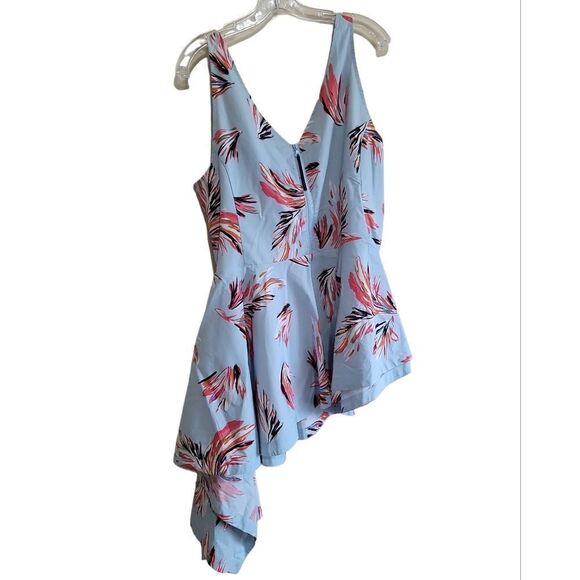 Lane Bryant Asymmetrical Sleeveless Feather Print Peplum Top Sz 18 - Picture 3 of 9